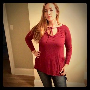 Old navy red tie neck shirt ❤️FREE WITH PURCHASE❤️